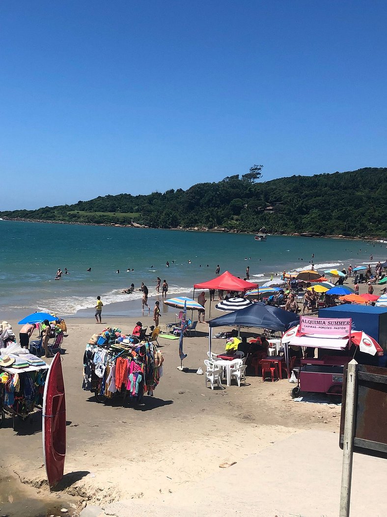 12 pessoas,piscina,ar condicionados