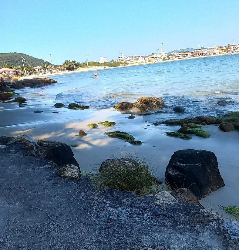 casa amarela com piscina14 pessoas