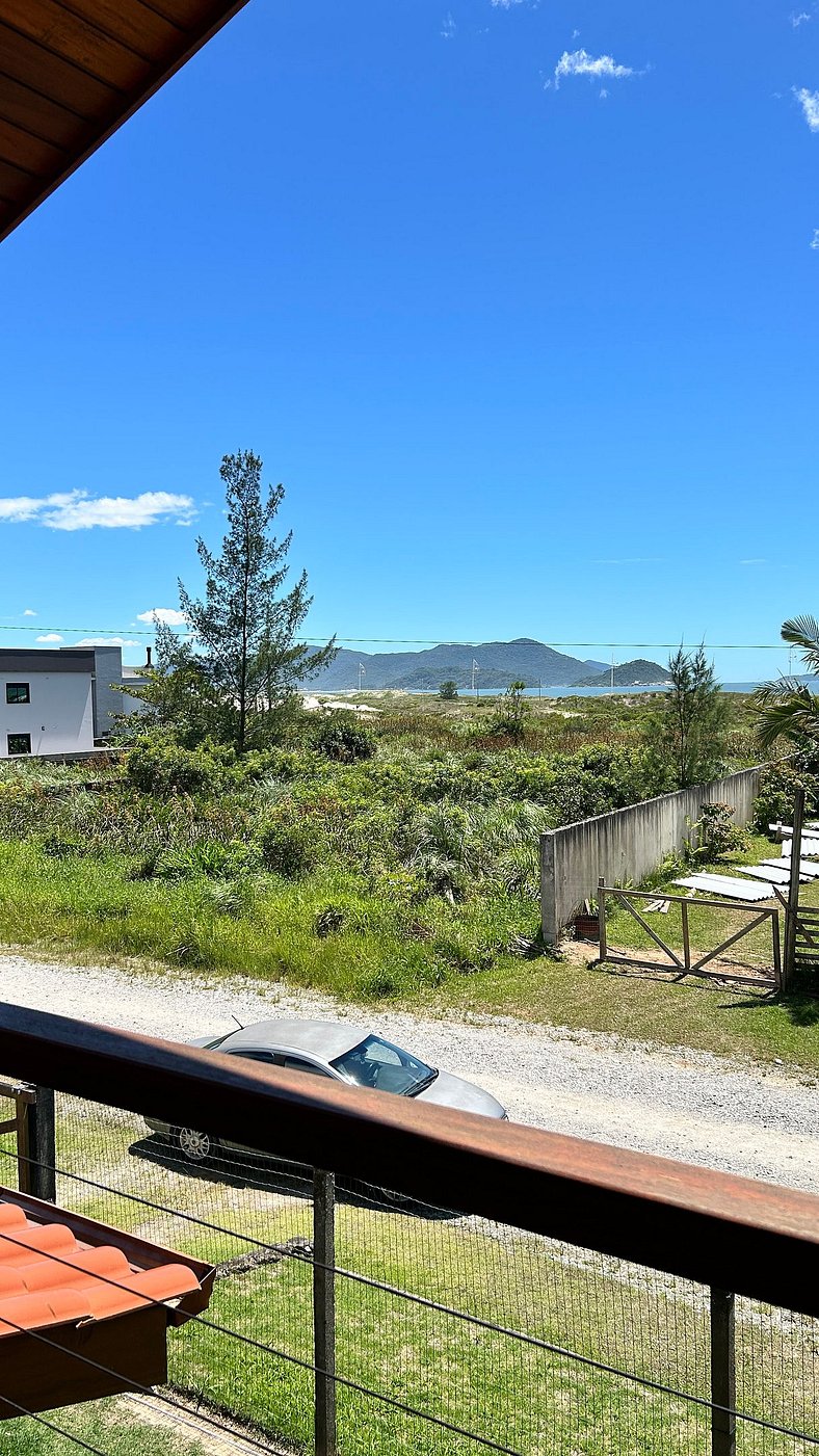 Casa com 4 Quartos a 100 mt da Praia