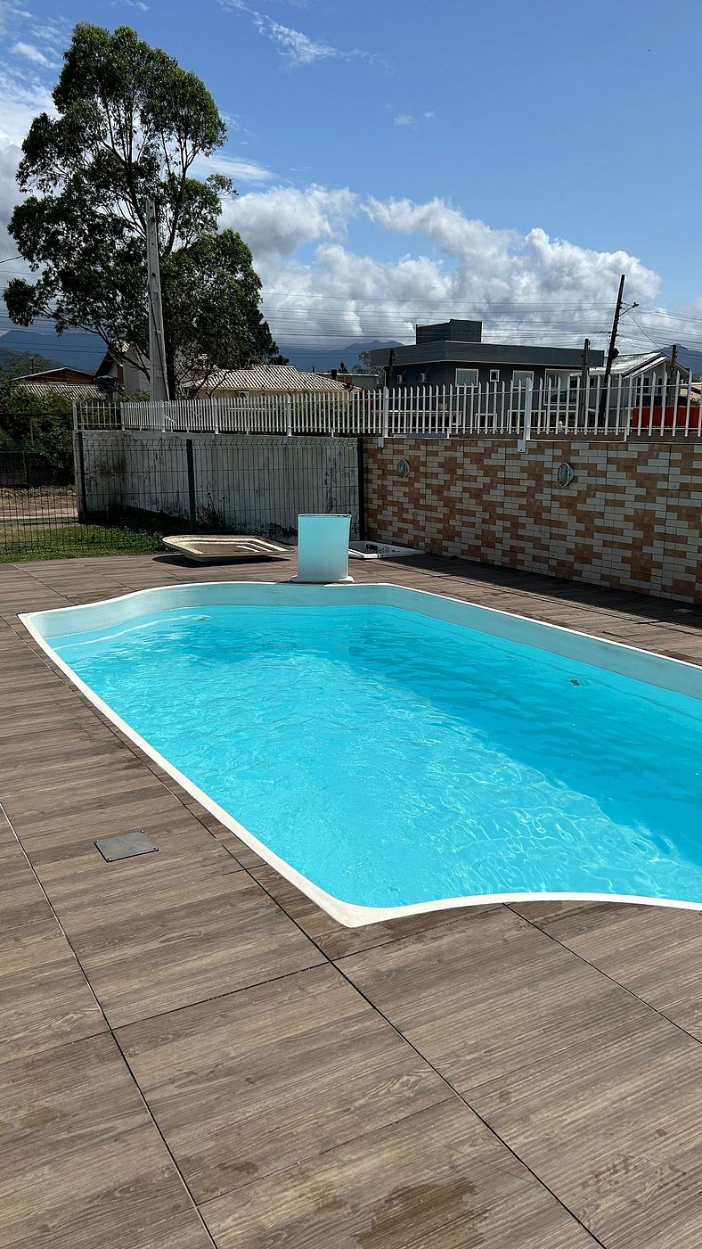 casa com piscina Mar Azul