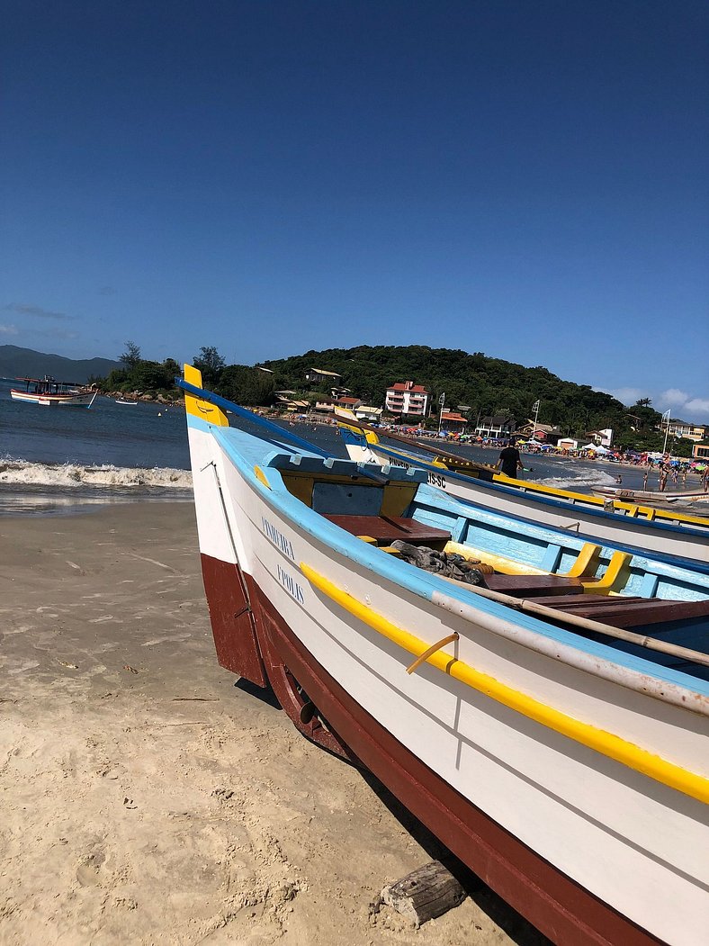 Sobrado 2 quartos na praia da Pinheira